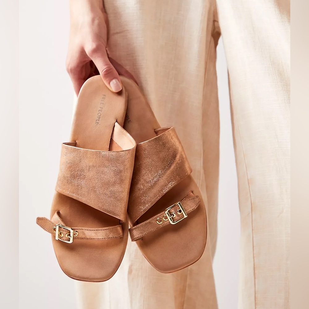 🌻🆕FREE PEOPLE MILA MINIMAL FLAT SANDAL-ROSE GOLD COLOR-SIZE 8.5 - Picture 7 of 17